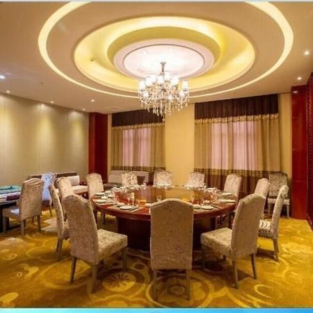 Jindongshan Taohualing Hotel Γιτσάνγκ Εξωτερικό φωτογραφία